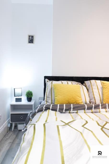 Den Accommodation & Short Lets Greenwich London - 3 Bed House Eksteriør bilde