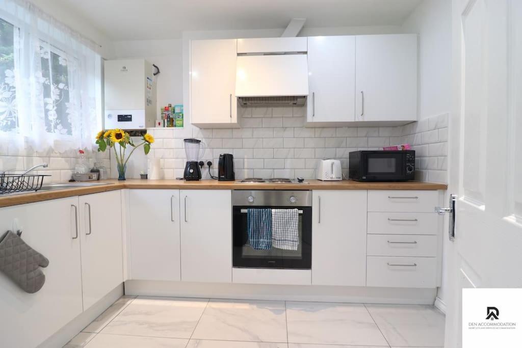 Den Accommodation & Short Lets Greenwich London - 3 Bed House Eksteriør bilde
